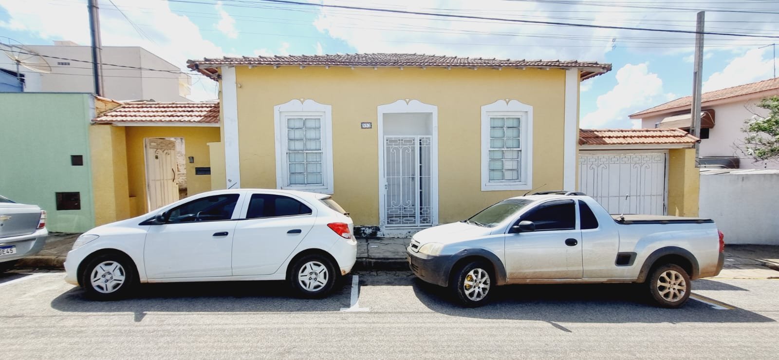 Casa à venda - Centro